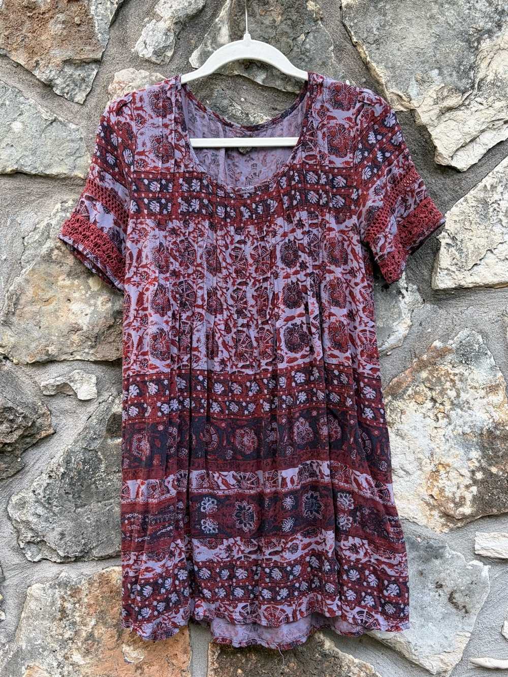 Urban outfitters ECOTE Bohemian Lavender Batik Floral Print Top Blouse sz MEDIUM